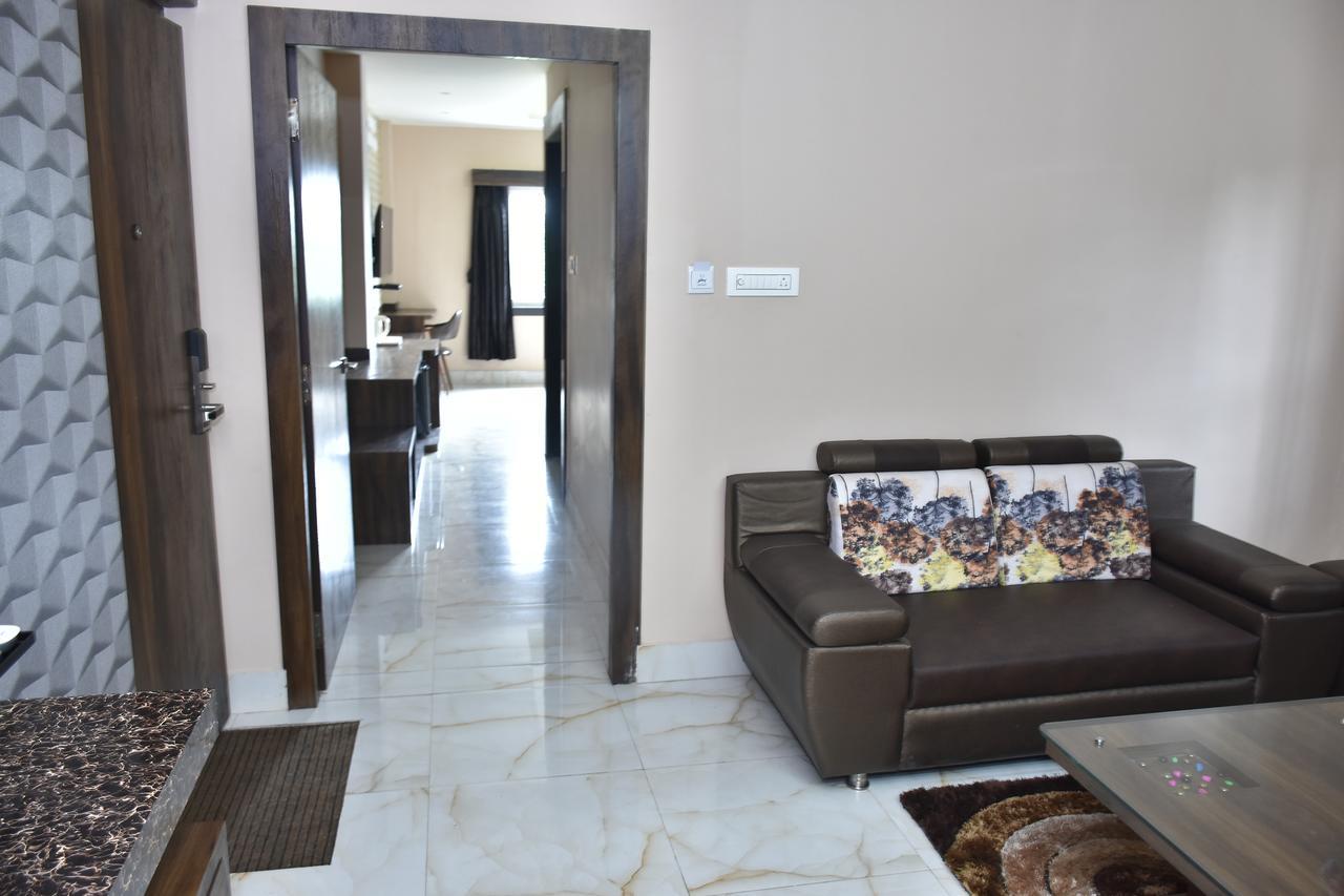 Hotel Daftari Palace Kishanganj 外观 照片