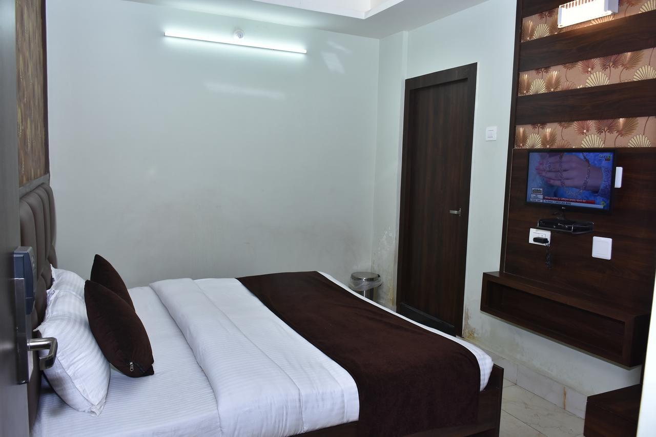 Hotel Daftari Palace Kishanganj 外观 照片