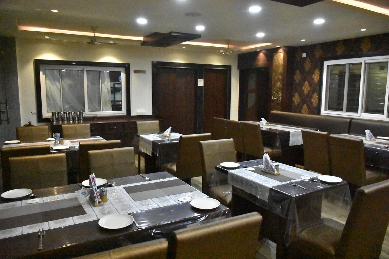 Hotel Daftari Palace Kishanganj 外观 照片